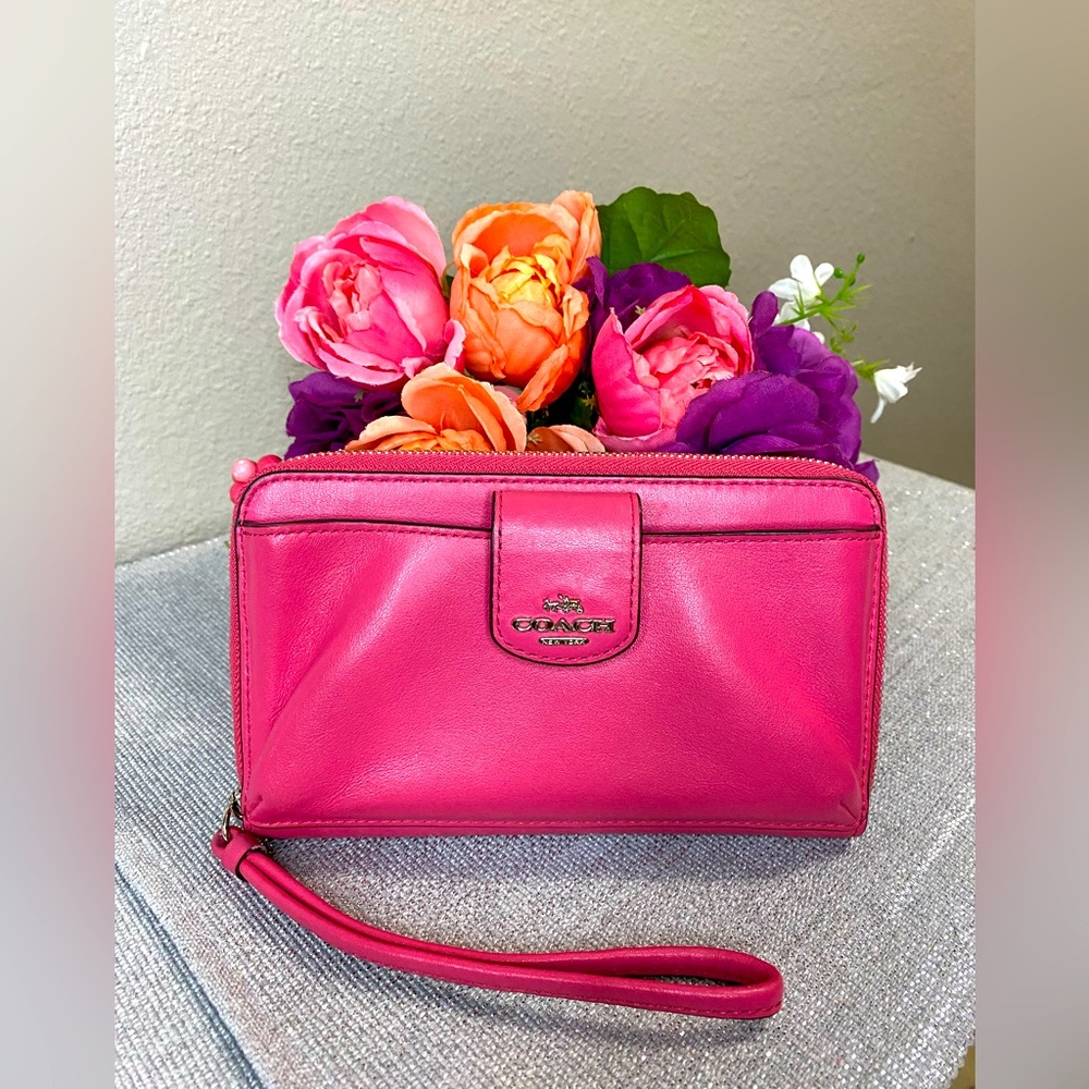 Coach tech wristlet wallet